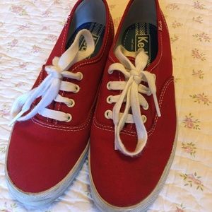 Red keds