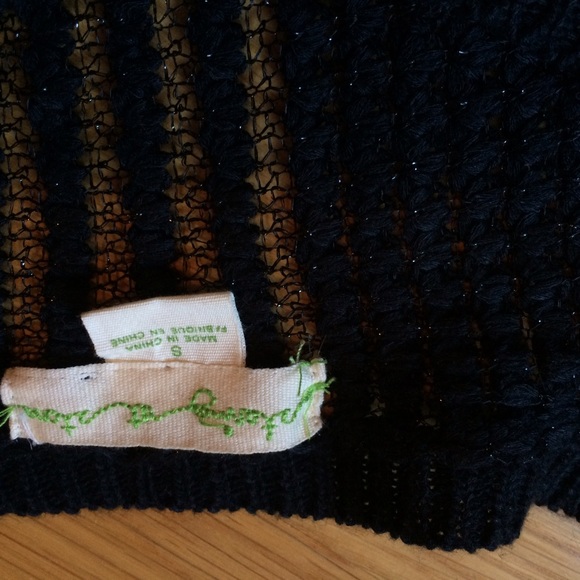 Light Urban Outfitters sweater! - Picture 2 of 3