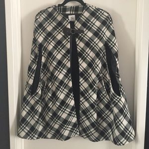 Plaid cape poncho size small