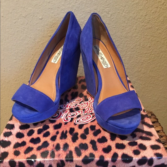 Naughty Monkey Wedges Size 7