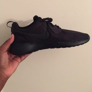 Women's Nike Roshe One Casual Shoes