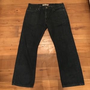 Like new LEVI jeans 38w 30L Slim straight