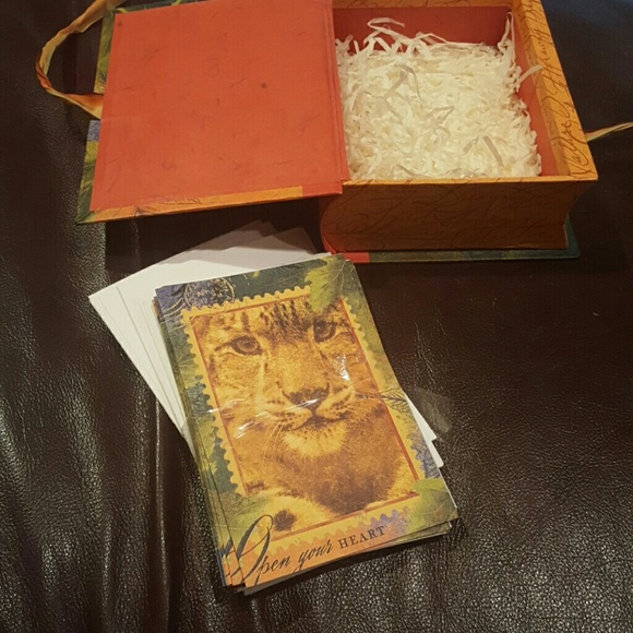 Hallmark note card set and box - Picture 3 of 4