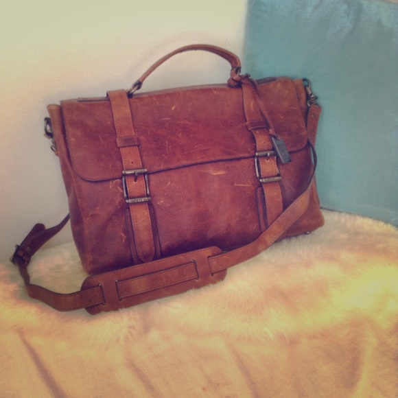 Frye Logan Flap briefcase