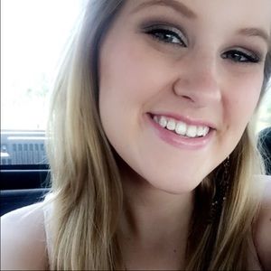 Meet your Posher, Rilee