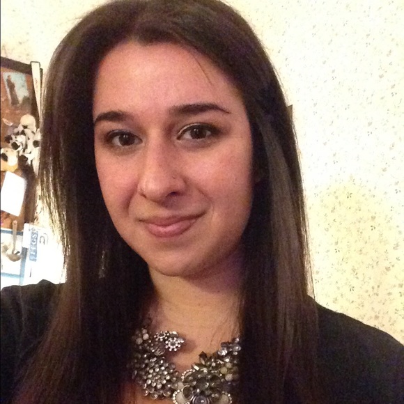 Meet your Posher, Tanya