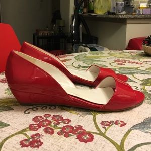 Steve Madden Red Patent Leather Wedge