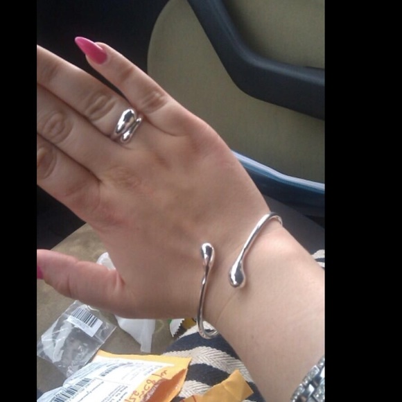 S222 Silver Water drop drip Jewelry set - Picture 3 of 4