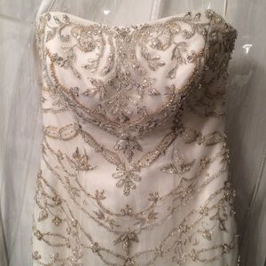 La Sposa wedding dress