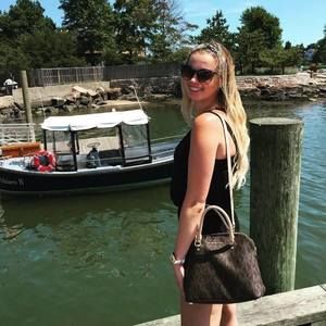 Meet your Posher, Madison