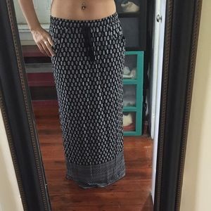 Like New 🍂 Max Studio Maxi Skirt