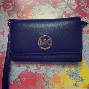 MK wristlet/iPhone 6/6s phone case-like new! ❤️