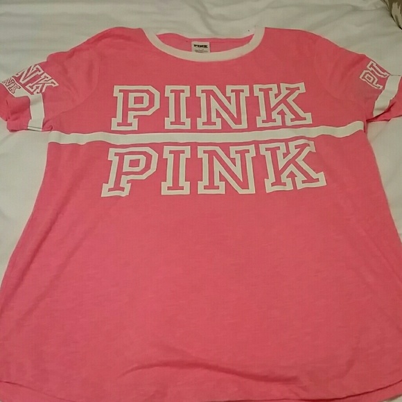 VS pink T shirt L NWOT