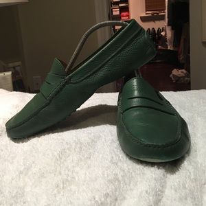 TOD'S GREEN LOAFERS