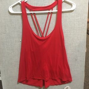 Flowy red tank