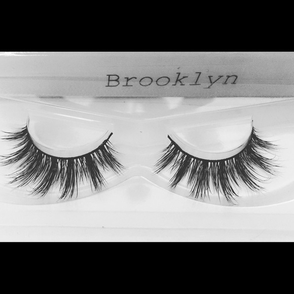✨Brooklyn Lash✨ - Picture 2 of 4