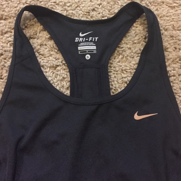 Black Nike Tank