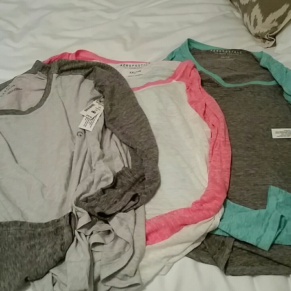 3 super soft Aero longsleeve tees 2 NWT