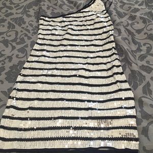 Sequin black and white dress .. !! Glam