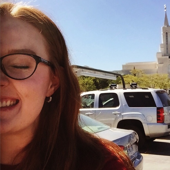 Meet your Posher, D'lanee - Picture 2 of 2