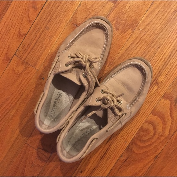 Sperry Boat Shoes Size 5