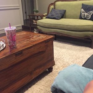 Meet your Posher, Melissa