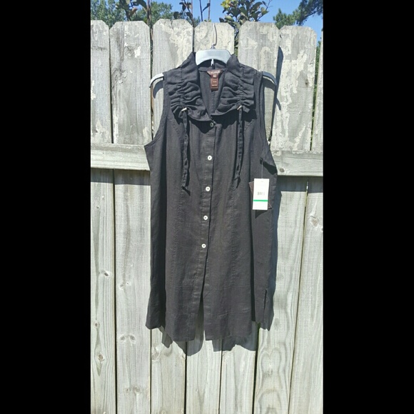 Short dress or long top. Sleeveless