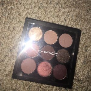 MAC Burgundy times 9 palette