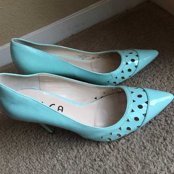 Mint Green Heels - Picture 3 of 4