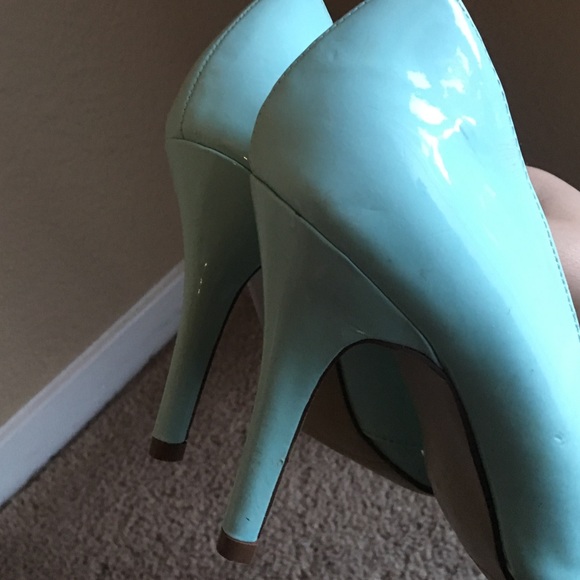 Mint Green Heels - Picture 4 of 4