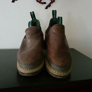 Gently loved romeos 8.5