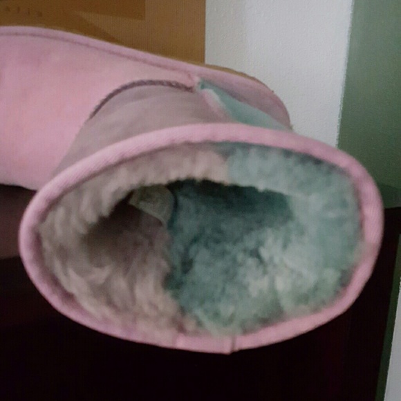 Uggs gorgeous pink lavender and turquoise - Picture 3 of 4