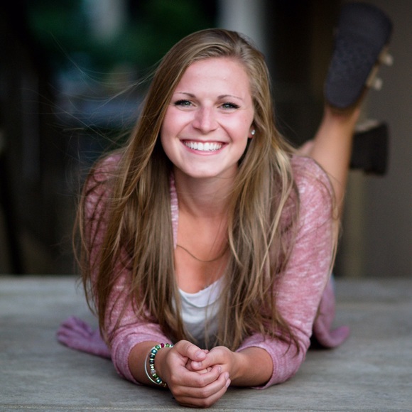 Meet your Posher, Abby - Picture 1 of 1