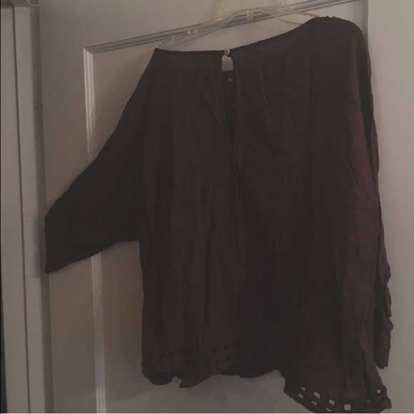 Lightweight maroon blouse - Picture 2 of 2