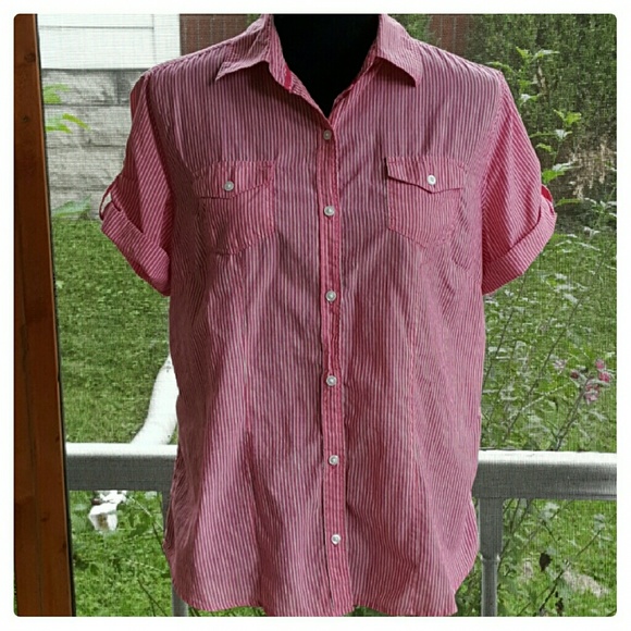 Faded Glory Tops - 💟$5 SALE Faded Glory Button down shirt EUC