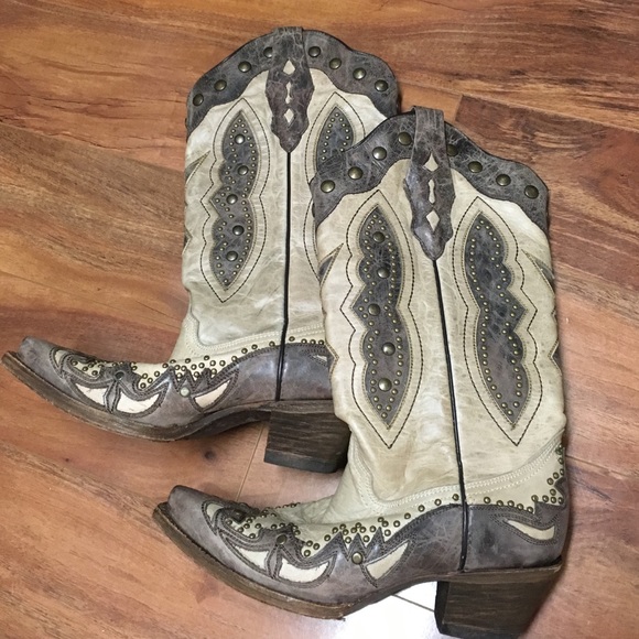 CORRAL boots size 8