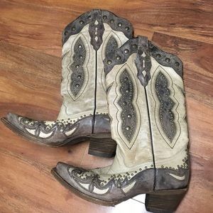 CORRAL boots size 8