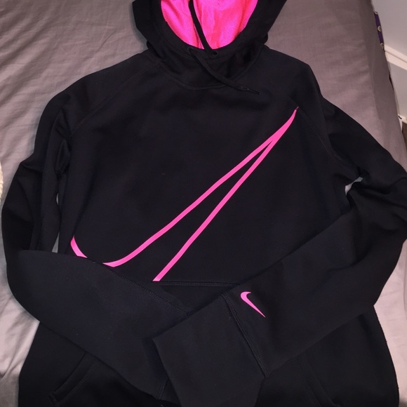 Nike pullover