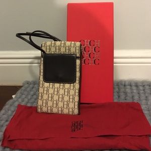 classic cross body bag