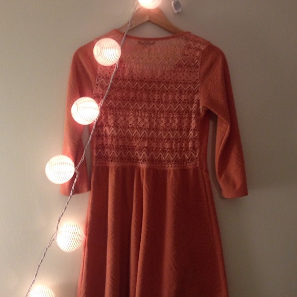 Gorgeous coral dress! - Picture 2 of 3