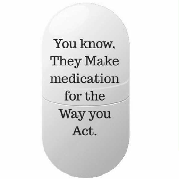 Meet your Posher, Milly Quinn - Picture 3 of 3