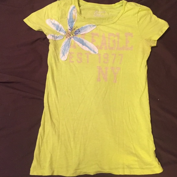 American eagle fitted tshirt
