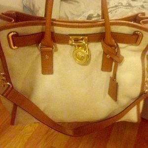 Michael Kors saddle bag