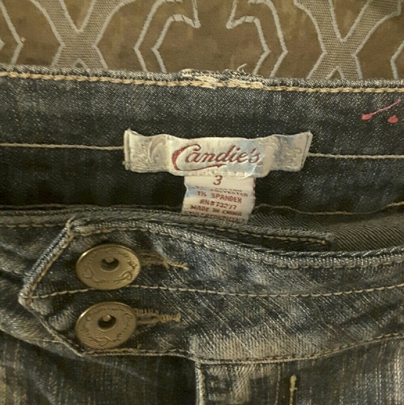 Jeans - Picture 2 of 3