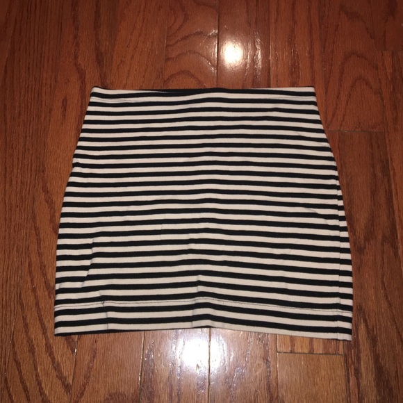 H&M Pencil skirt - Picture 1 of 2