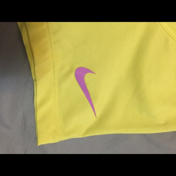 Nick Pro V Neck Shirt - Picture 4 of 4