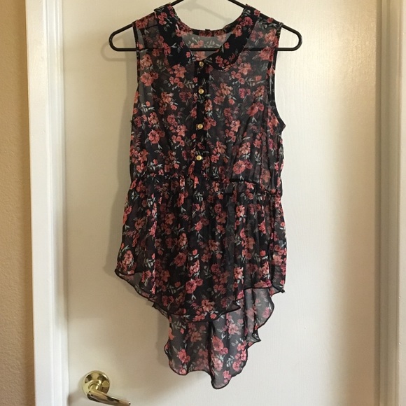 Charlotte Russe Floral Blouse - Picture 1 of 2