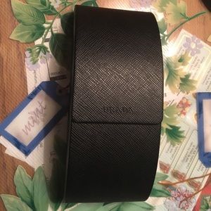 Black prada case