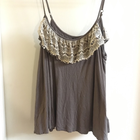 F21 Gray Ruffled Top - Picture 1 of 2