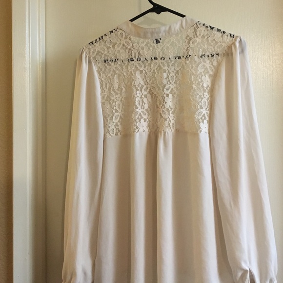 F21 Cream Lace Blouse - Picture 2 of 3